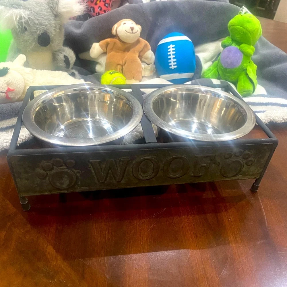 🔥Woof Dog Feeder